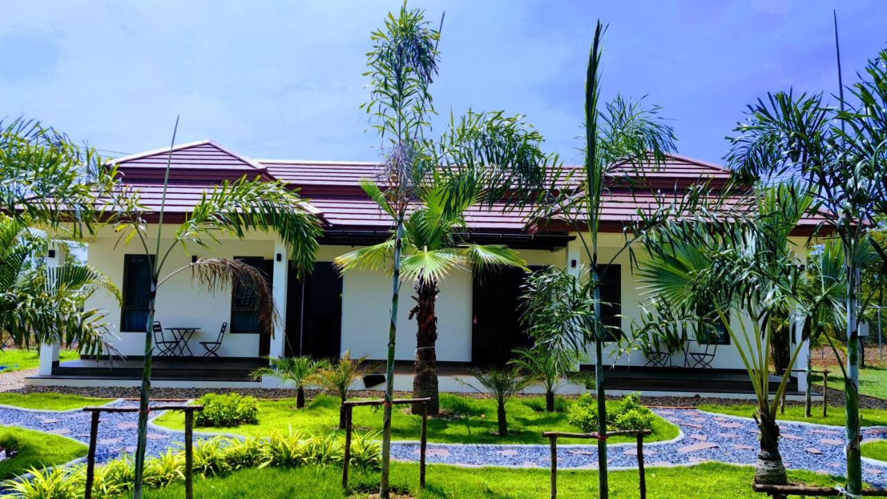 Isan Golf & Adventure Hotel Udon Thani Exteriér fotografie