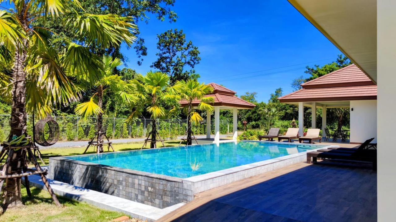 Isan Golf & Adventure Hotel Udon Thani Exteriér fotografie