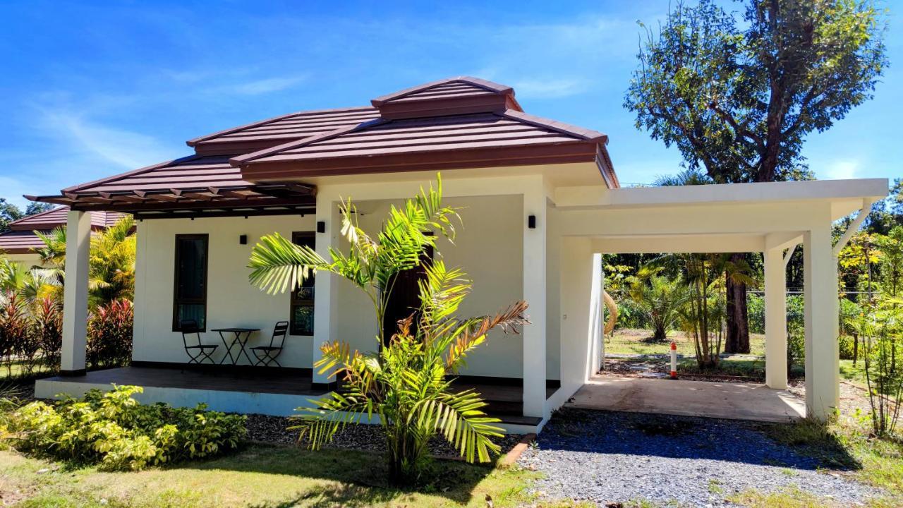 Isan Golf & Adventure Hotel Udon Thani Exteriér fotografie