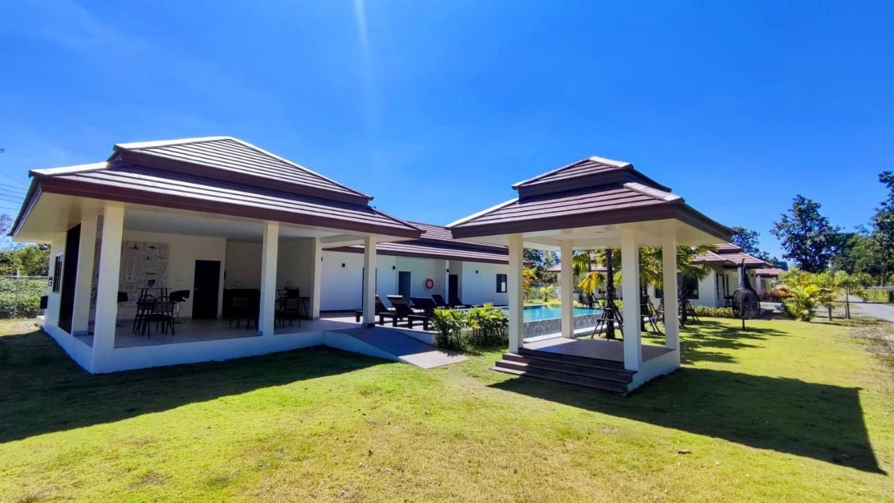 Isan Golf & Adventure Hotel Udon Thani Exteriér fotografie
